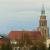 Kościół w Skórzewie; fot.: MOs810, https://pl.wikipedia.org/wiki/Marian_Andrzejewski#/media/File:Poznan_Debiec_k._sw._Trojcy.jpg